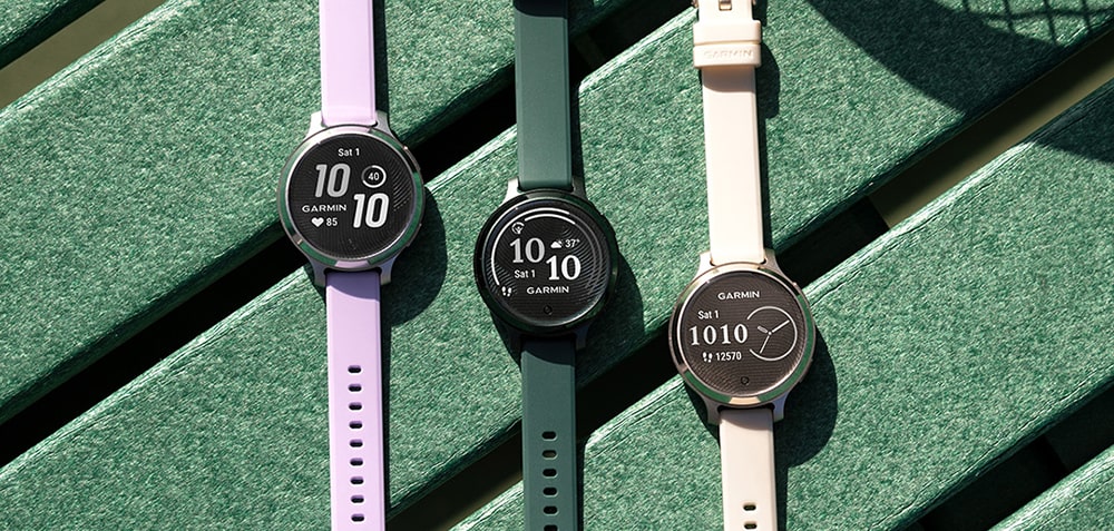 Garmin Lily 2 Active se vyrábí ve třech barevných variantách.